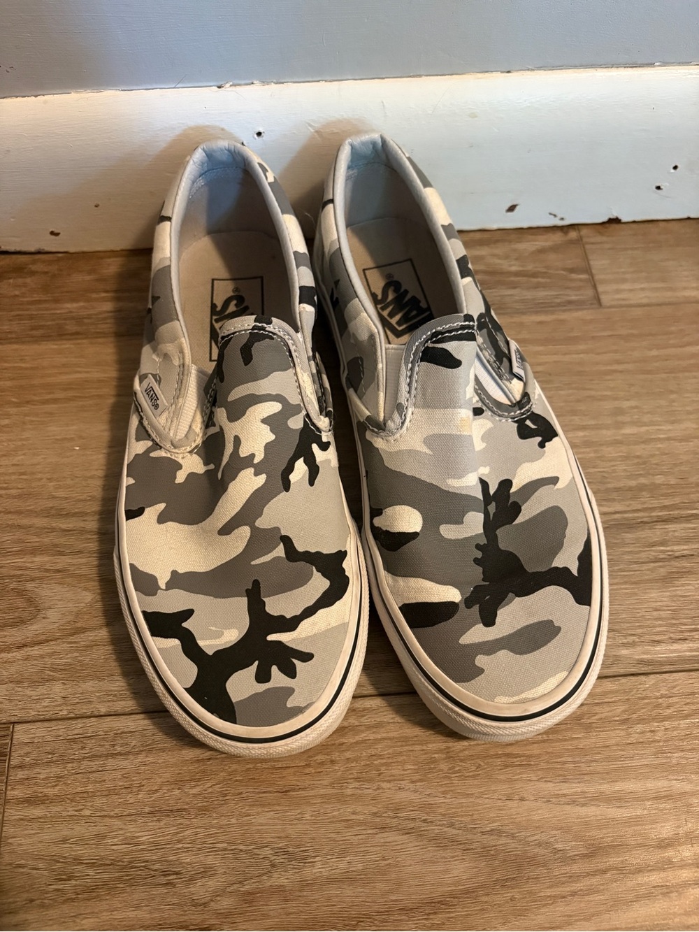 Vans Women's Classic Slip-On in Gray & Black Camo
